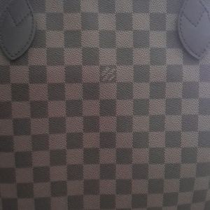 Meet your Posher, Isabel